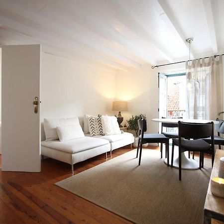 Chic Urban Retreat At Downtown With Balcony & Views Apartment Lisabona Exterior foto