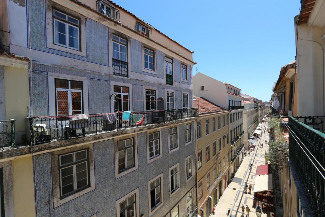 Chic Urban Retreat At Downtown With Balcony & Views Apartment Lisabona Exterior foto